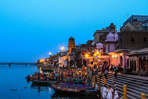 Yamuna Aarti at Keshi Ghat